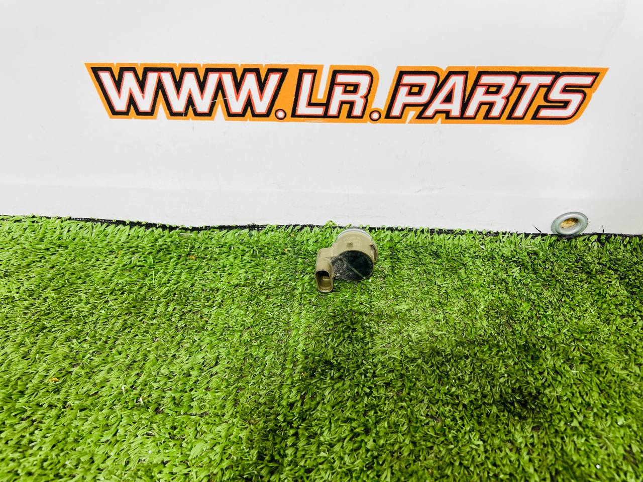 LR095414 Front/Rear Parking Sensor 2018- Range Rover Sport L494 (2014-2022) Used cost 60 € in stock 2 pcs.