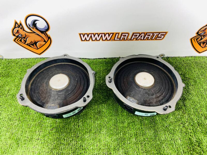 LR098896 Low-frequency dynamic speaker of the premium Meridian audio system for Range Rover L405 (2013-2021) Used cost 100 € in stock 2 pcs.