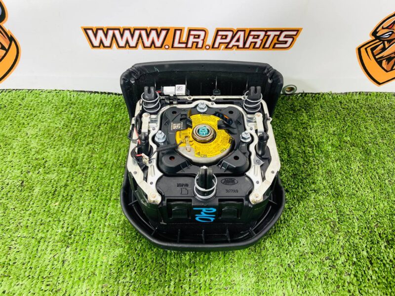 LR101321 Airbag in the steering wheel Range Rover Sport L494 (2014-2022) Used cost 270 € in stock 1 pcs.