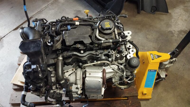 LR118398KIT Motor (Engine) with attached equipment 2.0L Diesel AJ20D4 PTA (200HP) Land Rover Discovery Sport L550 (2015-) Used cost  € in stock 1 pcs.