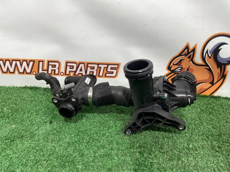 LR125484 Thermostat 3.0 D Range Rover Sport L461 (2023-) Used cost  € in stock 2 pcs.
