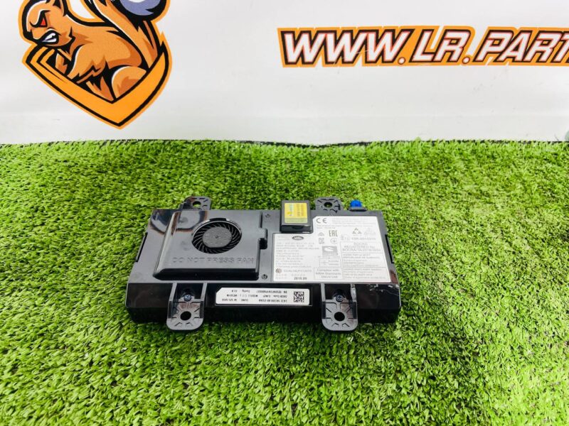 LR128200 Charging base for phone Land Rover Discovery Sport L550 (2015-) Used cost  € in stock 1 pcs.