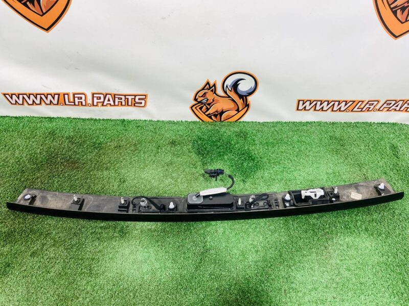 LR137739 Trunk Lid Molding for Land Rover Discovery Sport L550 (2015-) Used cost 110 € in stock 1 pcs.