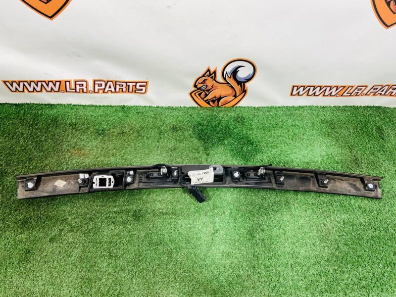 LR137739 Trunk Lid Molding for Land Rover Discovery Sport L550 (2015-) Used cost 110 € in stock 1 pcs.