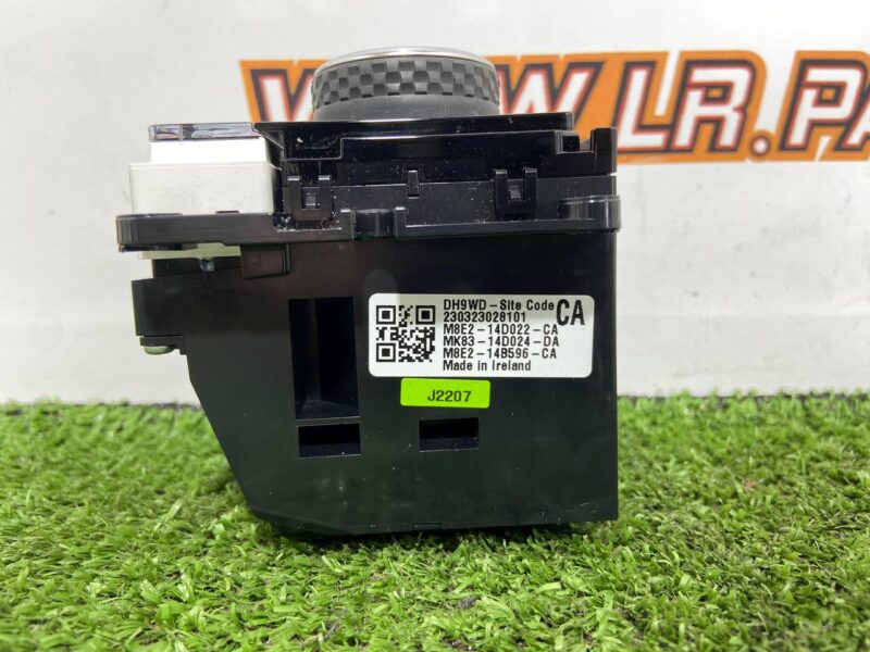 LR141847 Switch of the Land Rover Discovery 5 L462 (2017-) motion control system Used/Pre-owned cost  € in stock 1 pcs.