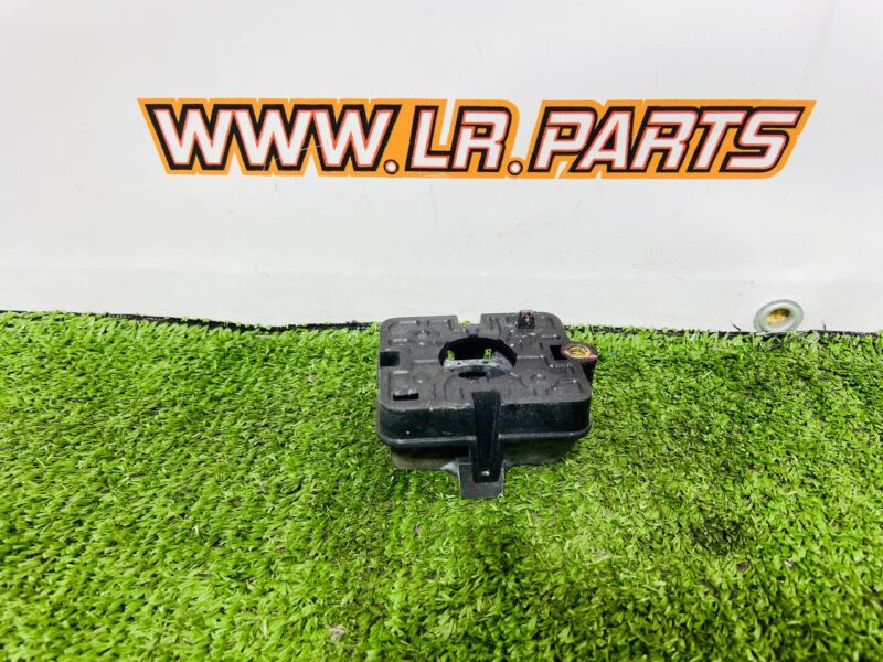 LR145134 Radiator Support (Insulator) Range Rover Sport L461 (2023-) Used cost 5 € in stock 1 pcs.
