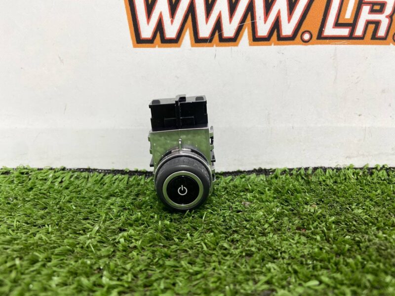 LR150596 Volume Switch for Range Rover Sport L461 (2023-) Used cost  € in stock 2 pcs.