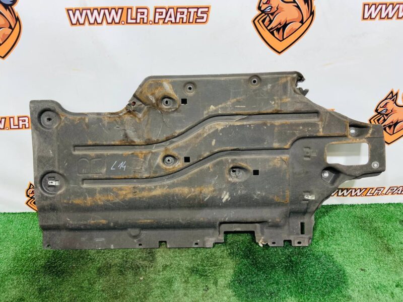 LR151492 Right bottom protection Range Rover Sport L461 (2023-) Used cost 200 € in stock 1 pcs.