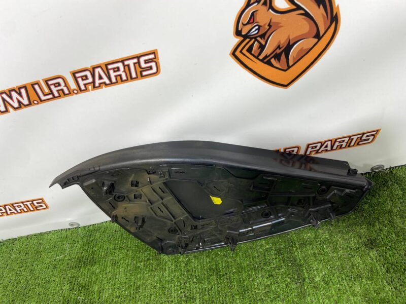 LR152026 Range Rover Sport L461 (2023-) Used Left Side Dash Panel"" cost  € in stock 2 pcs.