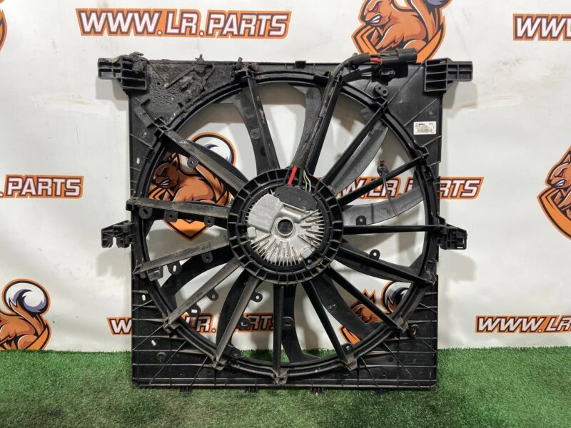 LR152151 Main radiator fan for Range Rover Sport L461 (2023-) Used cost  € in stock 1 pcs.