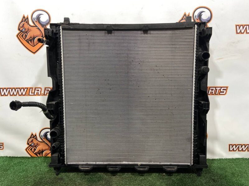 LR152200KIT Radiator cassette 3.0D Range Rover Sport L461 (2023-) Used cost  € in stock 2 pcs.