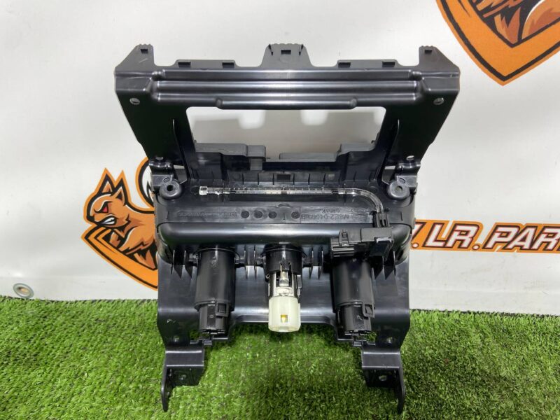 LR152579 Console panel of the lower end finishing Range Rover Sport L461 (2023-) Used cost  € in stock 1 pcs.