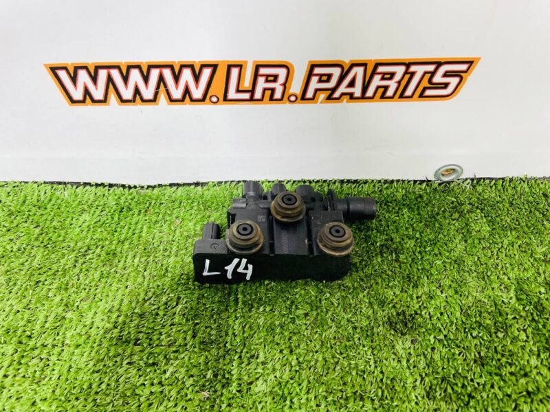 LR153321 Front Air Suspension Valve Block for Range Rover Sport L461 (2023-) Used cost 280 € in stock 2 pcs.