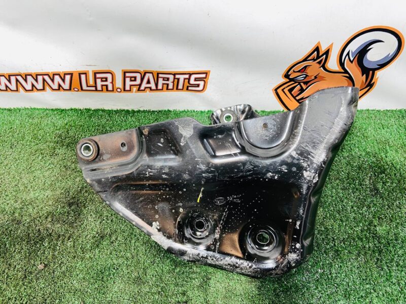 LR153459 Protection EARC Range Rover Sport L461 (2023-) Used cost 100 € in stock 1 pcs.