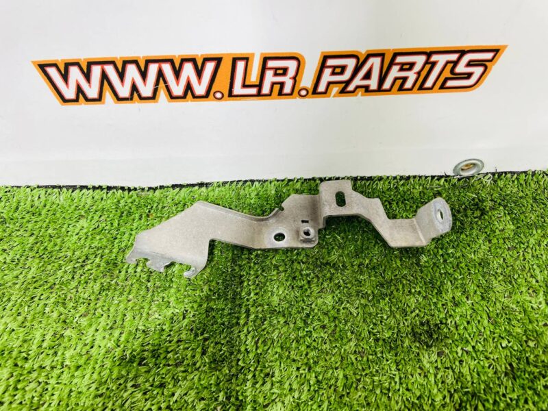 LR153520 Right front brake pad wear sensor bracket for Range Rover Sport L461 (2023-) used"" cost  € in stock 1 pcs.