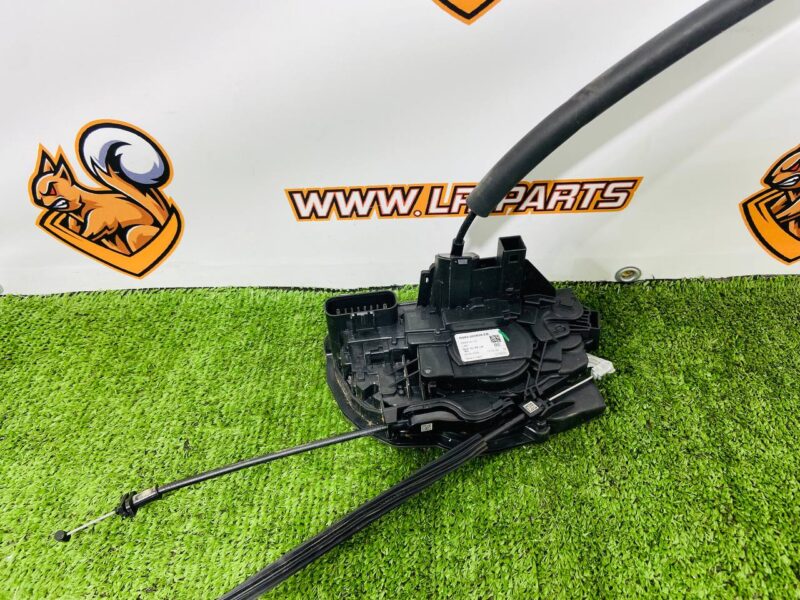 LR153684 Front Right Door Lock for Range Rover Sport L461 (2023-) Used cost 240 € in stock 1 pcs.