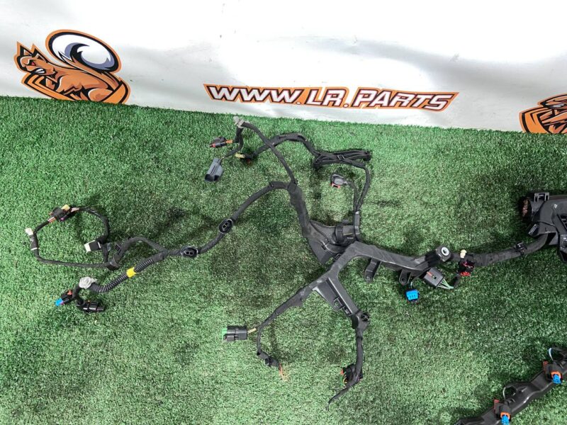 LR157128 Engine wiring 3.0D Range Rover Sport L461 (2023-) Used cost  € in stock 1 pcs.