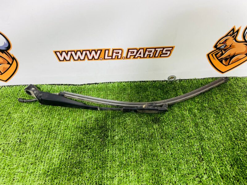 LR159774 Rear Window Wiper of the Trunk Lid for Range Rover Sport L461 (2023-) Used cost 60 € in stock 1 pcs.