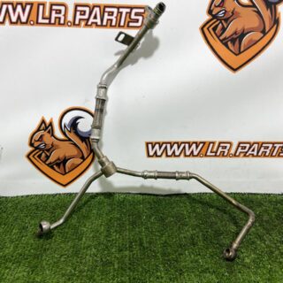 LR161061 Oil supply pipe to the turbine for Range Rover Sport L461 (2023-) Used cost  € in stock 2 pcs.