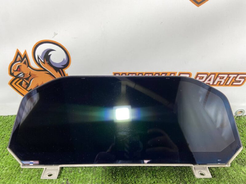 LR167027 TFT/LCD Instrument Panel Range Rover Sport L461 (2023-) Used cost  € in stock 2 pcs.