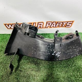 LR168717 Front left brake caliper cooling duct Range Rover Sport L461 (2023-) Used cost 100 € in stock 1 pcs.