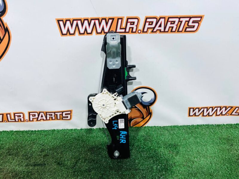 LR168745 Rear right electric window regulator. Range Rover Sport L461 (2023-) Used cost 235 € in stock 1 pcs.