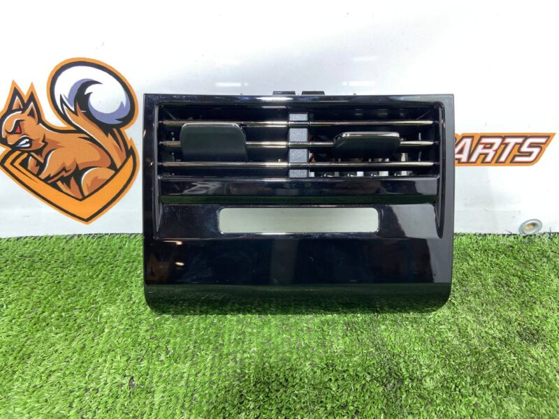 LR168838 Console Panel Upper End Trim Range Rover Sport L461 (2023-) Used cost  € in stock 1 pcs.