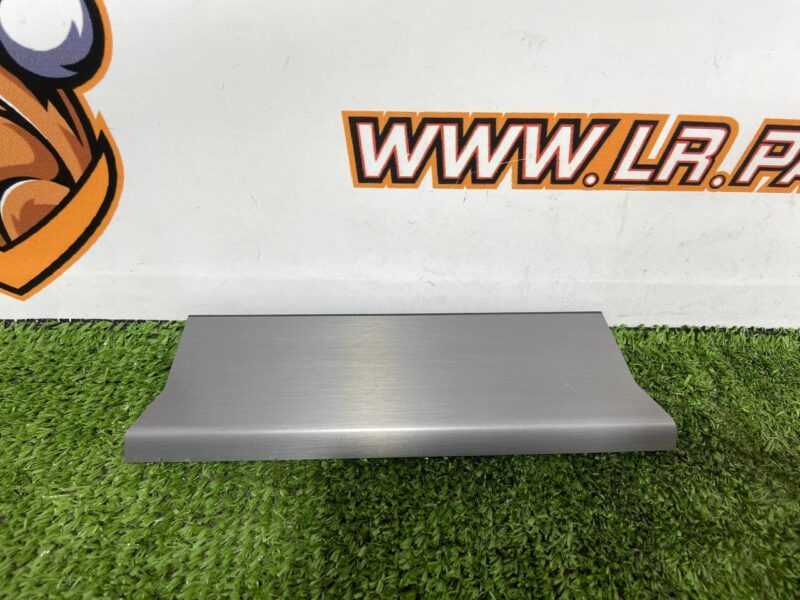 LR168855 Console Trim Panel Rear End for Range Rover Sport L461 (2023-) Used cost  € in stock 1 pcs.