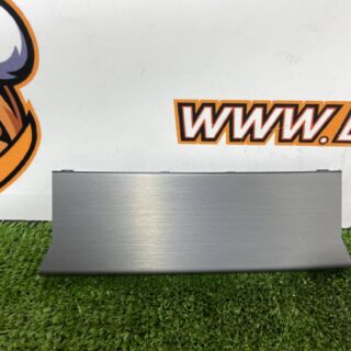 LR168855 Console Trim Panel Rear End for Range Rover Sport L461 (2023-) Used cost  € in stock 1 pcs.