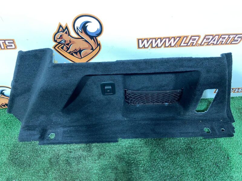LR168889 Right panel trim of the cargo compartment Range Rover Sport L461 (2023-) Used cost 150 € in stock 1 pcs.