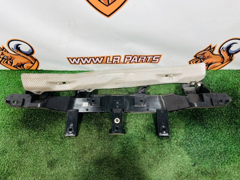LR168993 Central rear bumper bracket for Range Rover Sport L461 (2023-) Used cost 75 € in stock 1 pcs.