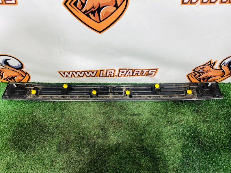 LR169108 Trunk Lid Molding for Range Rover Sport L461 (2023-) Used cost 90 € in stock 1 pcs.