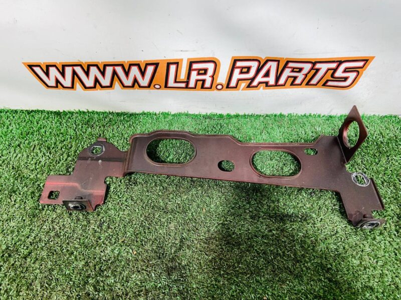 LR169141 Right front upper wing bracket Range Rover Sport L461 (2023-) Used cost 40 € in stock 1 pcs.