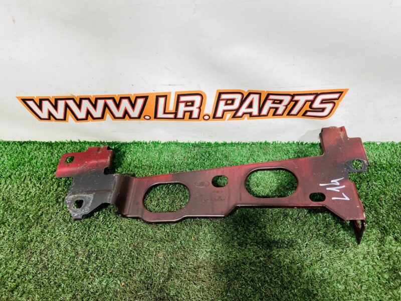 LR169141 Right front upper wing bracket Range Rover Sport L461 (2023-) Used cost 40 € in stock 1 pcs.