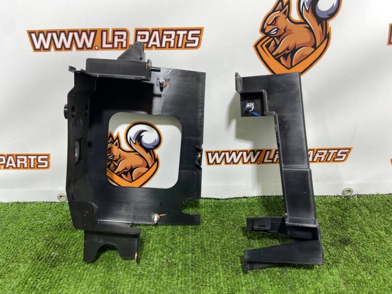 LR169215 Upper spare wheel compartment bracket assembly, Range Rover Sport L461 (2023-) Used cost  € in stock 1 pcs.