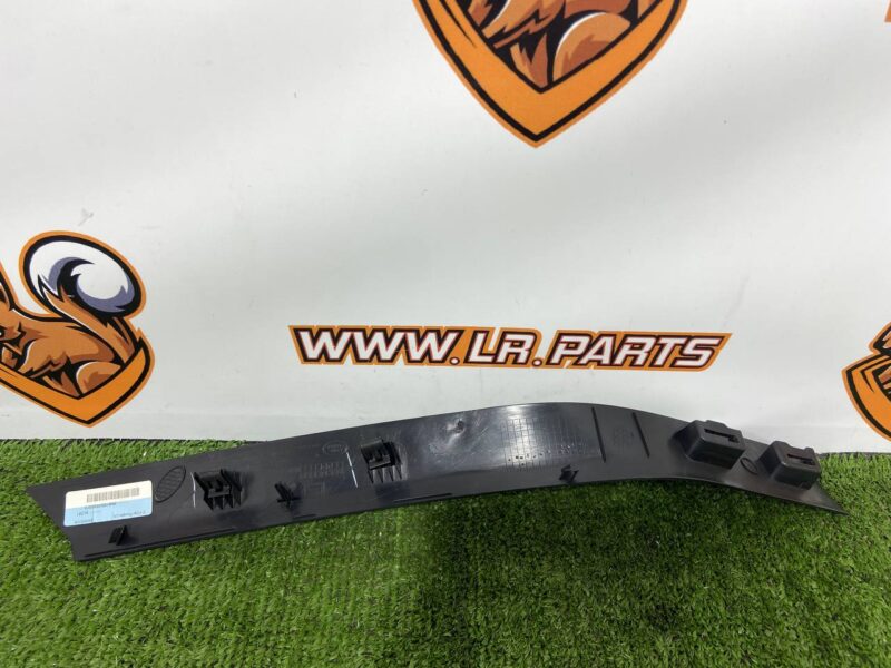 LR169239 Trim Panel Upper Left Range Rover Sport L461 (2023-) Used cost  € in stock 1 pcs.