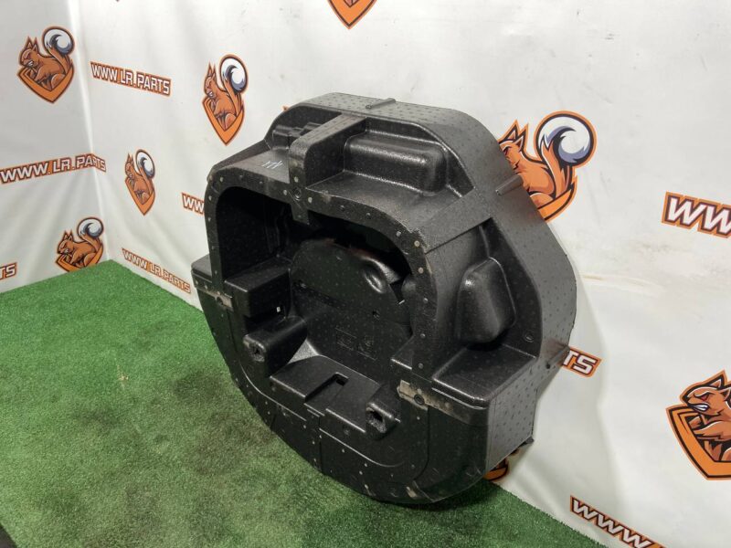 LR169545 Trunk floor tray Range Rover Sport L461 (2023-) Used cost 80 € in stock 1 pcs.