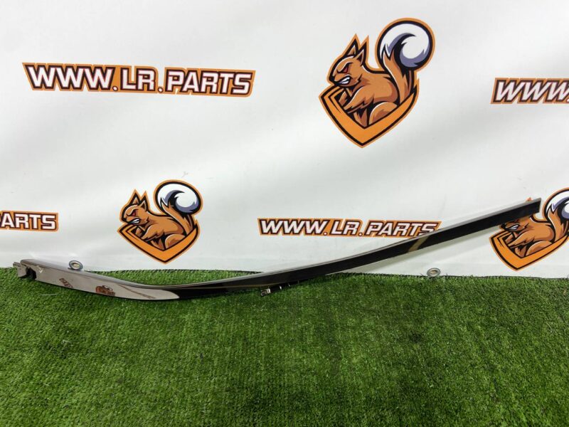 LR169610 Left Side Trim Console Panel for Range Rover Sport L461 (2023-) Used cost  € in stock 1 pcs.