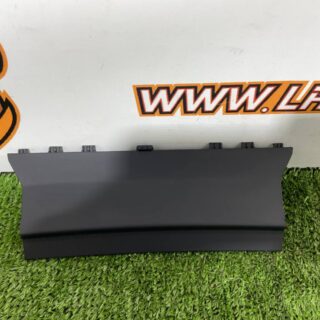 LR169631 Lid of the floor console for Range Rover Sport L461 (2023-) Used cost  € in stock 1 pcs.