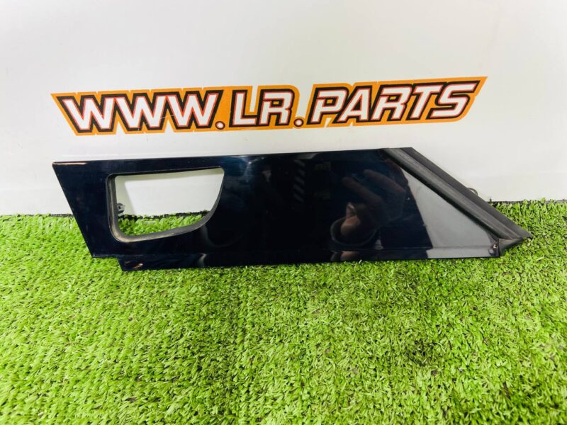 LR169787 Right side mirror trim for Range Rover Sport L461 (2023-) Used cost 35 € in stock 1 pcs.
