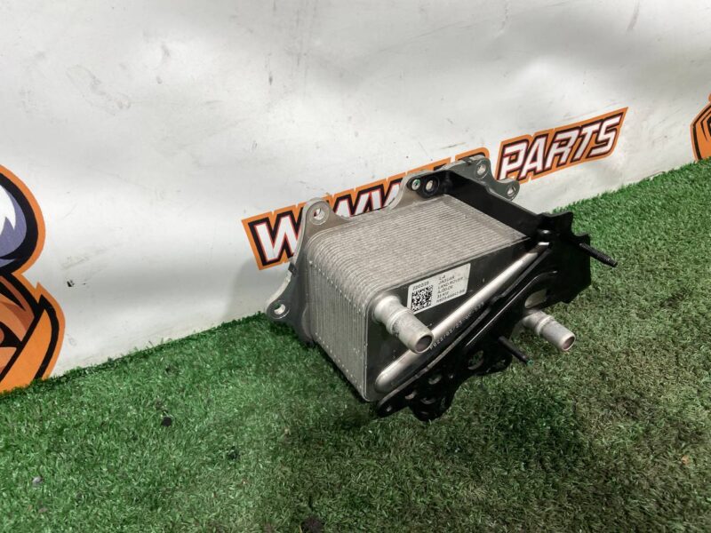 LR172844 Oil Radiator 3.0D Range Rover Sport L461 (2023-) Used cost 300 € in stock 1 pcs.
