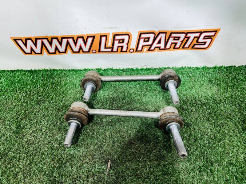 LR173205 Front Stabilizer Link Range Rover Sport L461 (2023-) Used cost  € in stock 2 pcs.