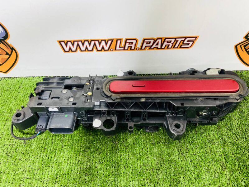 535123460 Exterior rear left door handle Range Rover Sport L461 (2023-) Used cost 260 € in stock 1 pcs.
