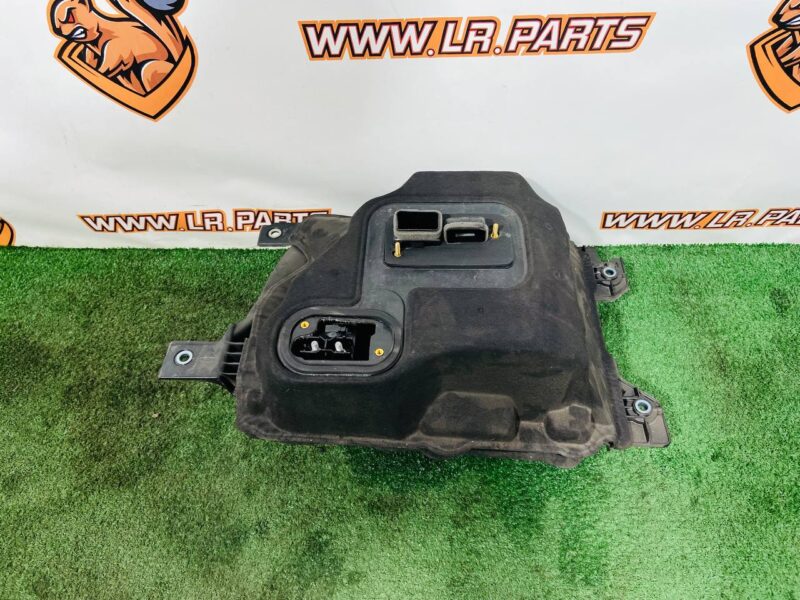 LR174975 Battery Shelf Assembly for Range Rover Sport L461 (2023-) Used cost  € in stock 1 pcs.