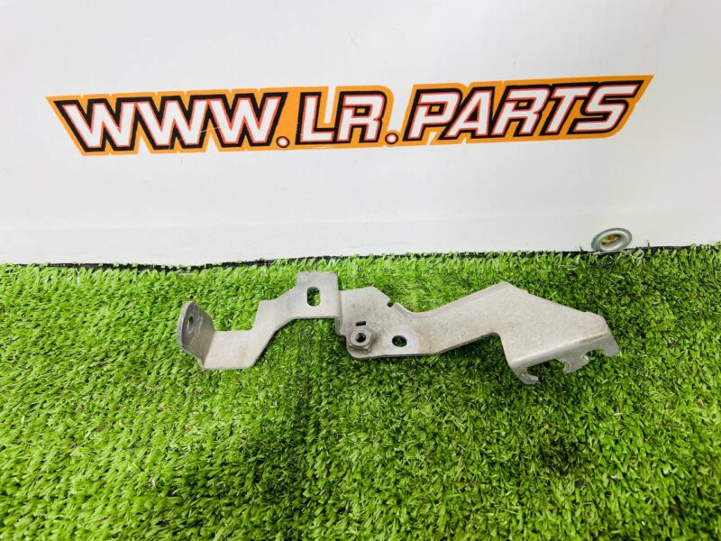 LR175126 Front brake pad wear sensor bracket, left side, Range Rover Sport L461 (2023-) Used cost  € in stock 1 pcs.