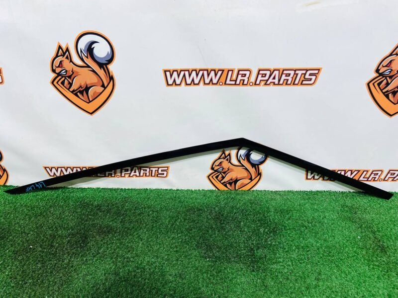 LR178951 Front left door upper molding Range Rover Sport L461 (2023-) Used cost 85 € in stock 1 pcs.