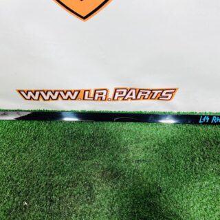 LR178955 Upper right rear door molding Range Rover Sport L461 (2023-) Used cost 63 € in stock 1 pcs.