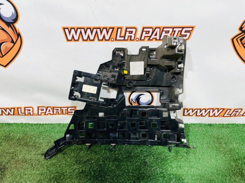 LR179366 Right Rear Bumper Bracket for Range Rover Sport L461 (2023-) Used cost 40 € in stock 1 pcs.