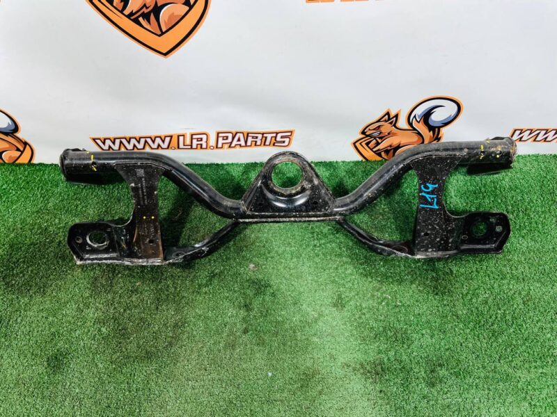 LR179389 Radiator crossmember Range Rover Sport L461 (2023-) Used cost 190 € in stock 1 pcs.