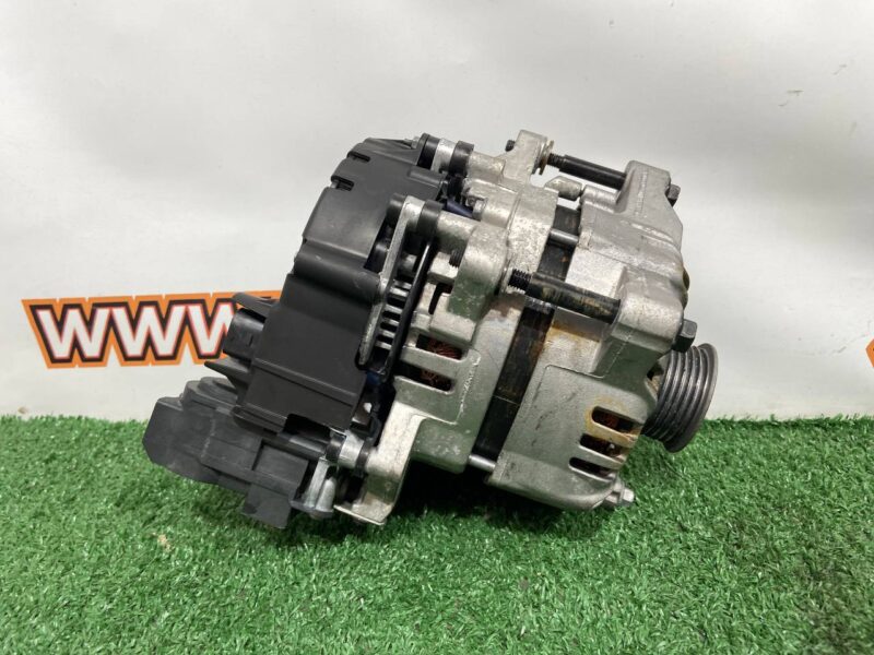 LR180536 Generator 3.0 D Range Rover Sport L461 (2023-) Used cost 1 100 € in stock 2 pcs.